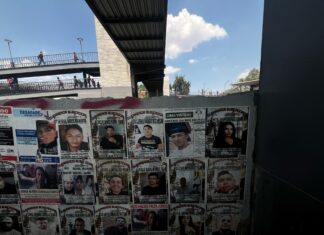 Los derechos del recuerdo: Sobre la caza punitiva de las cédulas de desaparición y baúles familiares