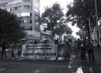El pateo del pueblo contra el tarifazo