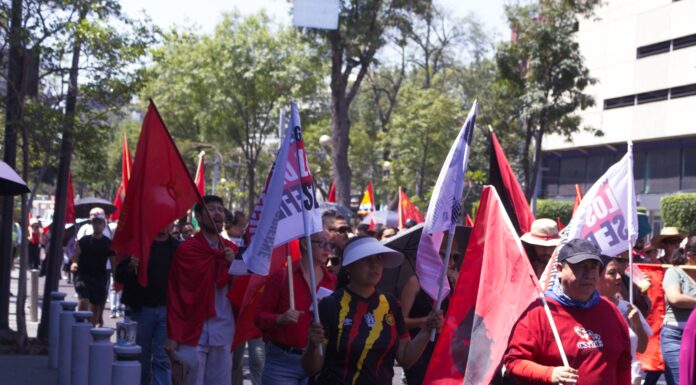1 de Mayo: La lucha continua! 40 horas Ya!