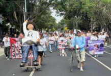#MadresBuscadoras | Marchan en Guadalajara este 10 de mayo: “Hoy deberíamos estar desayunando con nuestros hijos”
