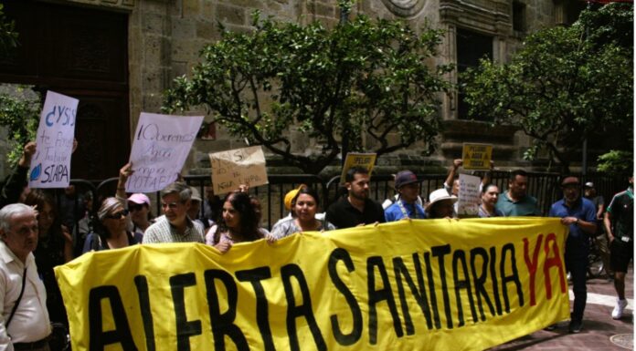 El Agua No Es Un Negocio, Se Lucha y Se Defiende